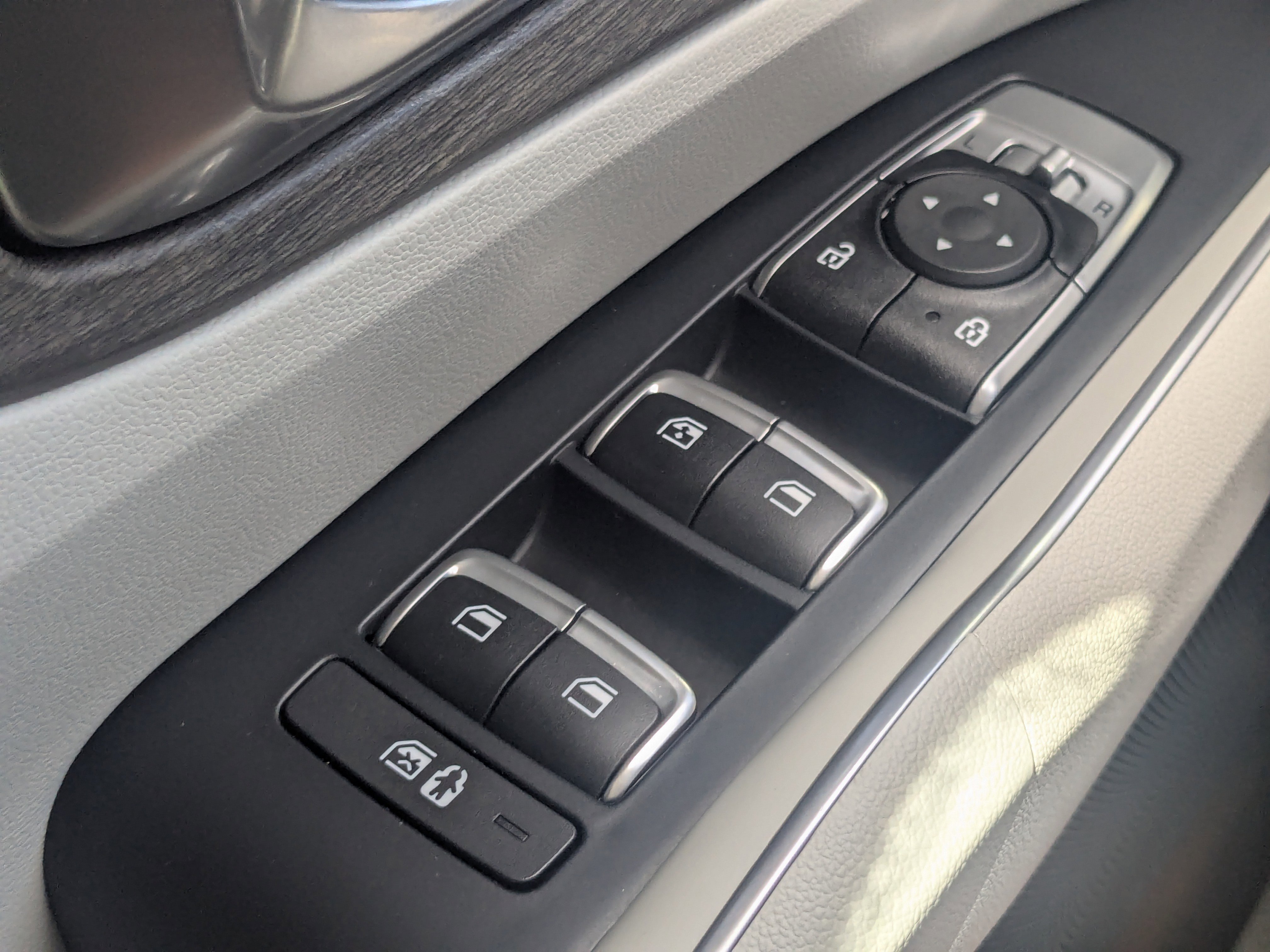 Certified 2023 Kia Sorento S w/ Panoramic Sunroof Package image 33