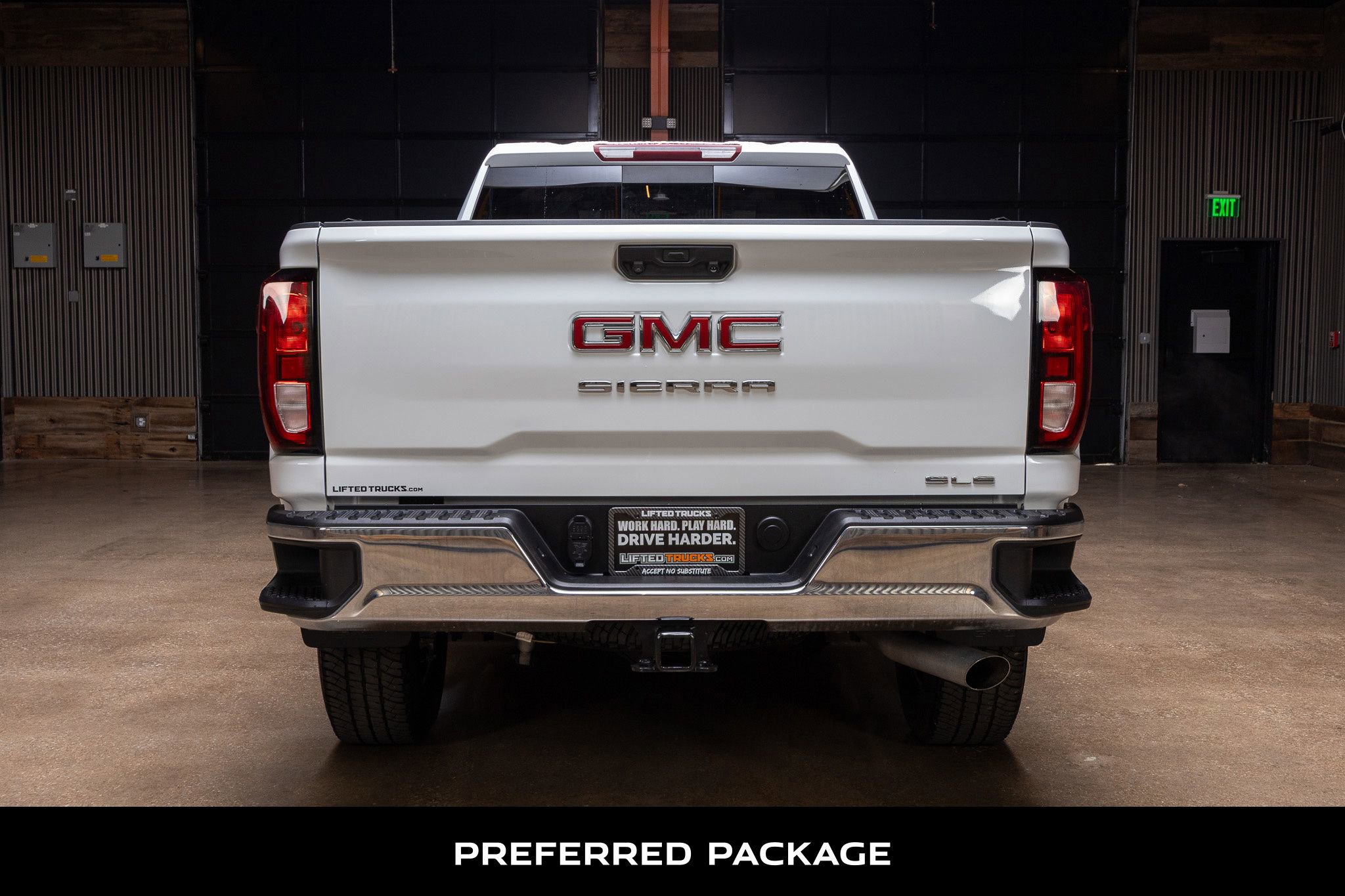 Used 2024 GMC Sierra 3500 SLE w/ SLE Value Package image 7