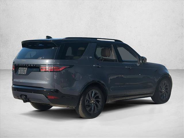 Used 2024 Land Rover Discovery Dynamic SE AWD/4WD image 5