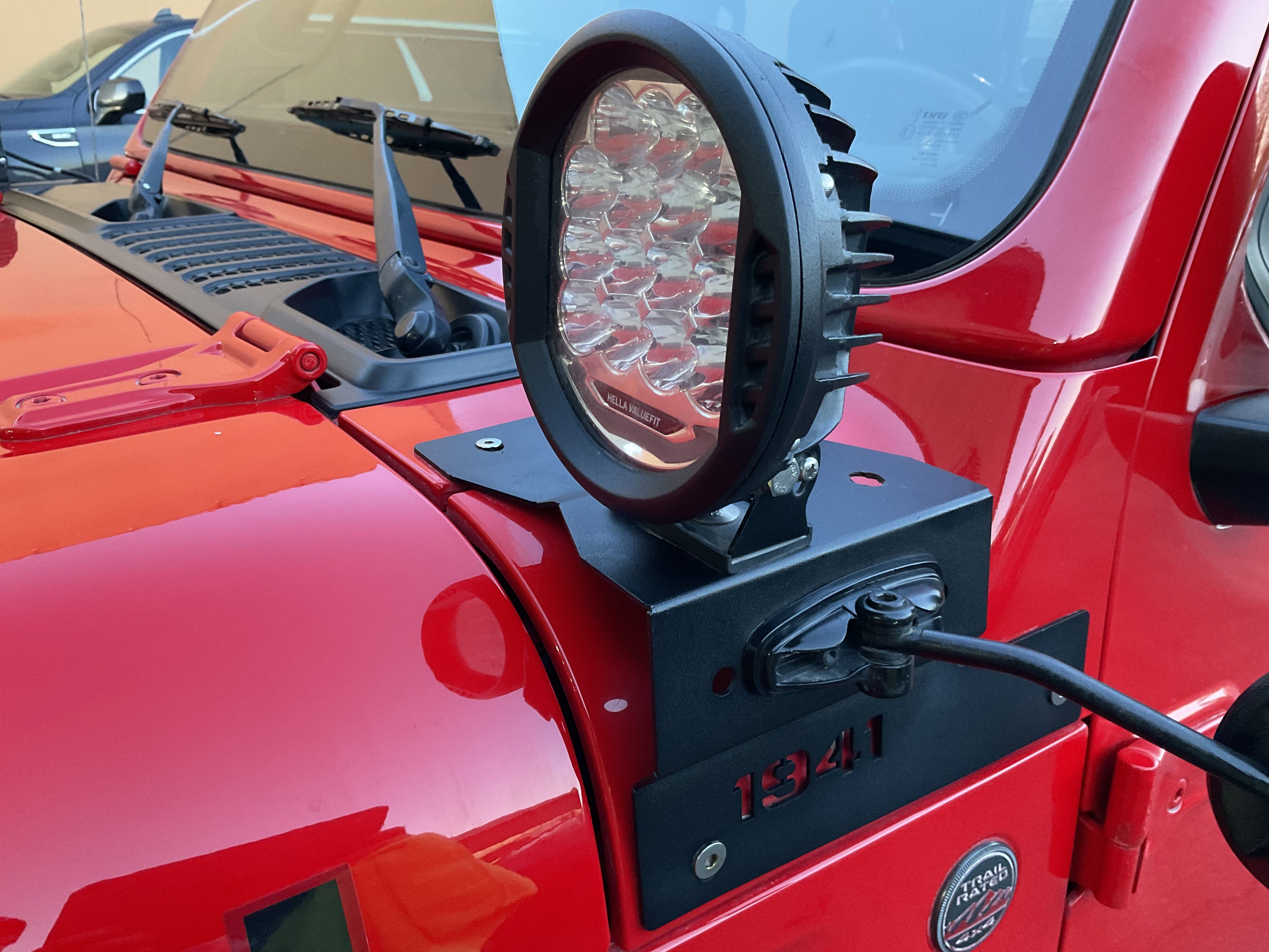 Used 2020 Jeep Gladiator Rubicon w/ Advanced Safety Group image 13