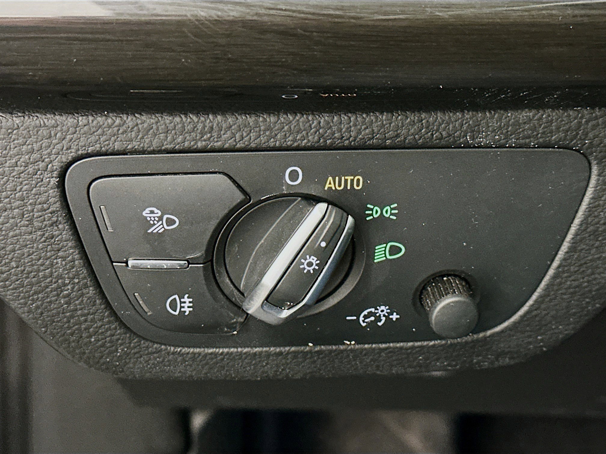 Used 2018 Audi Q5 2.0T Premium Plus w/ Premium Plus Package image 17