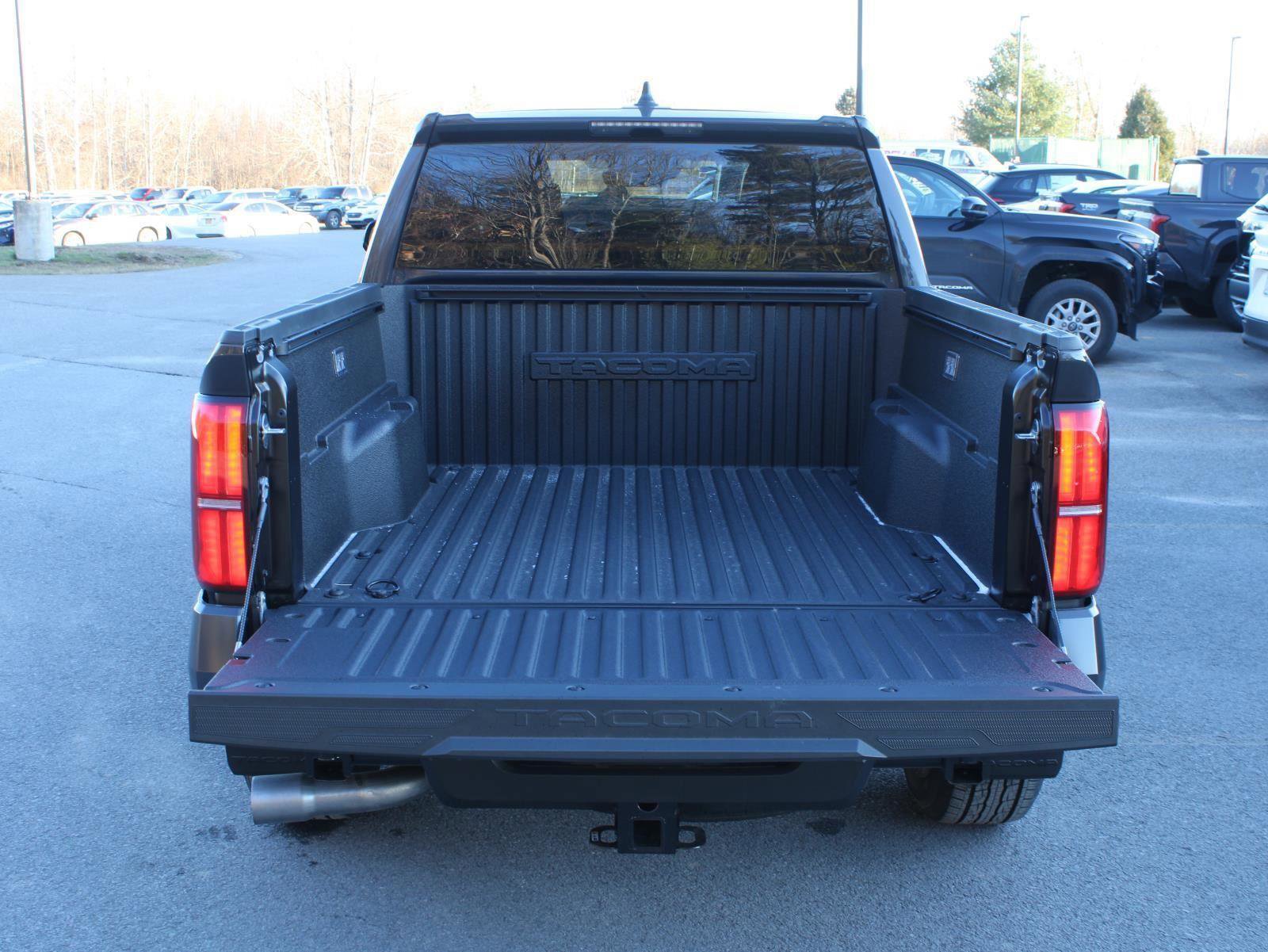 New 2025 Toyota Tacoma TRD Sport image 7