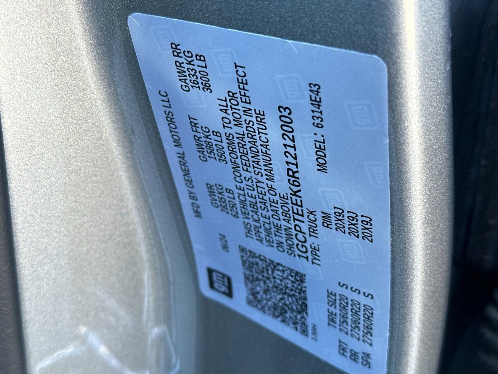 Used 2024 Chevrolet Colorado Trail Boss w/ LPO, Dark Essentials Package image 34