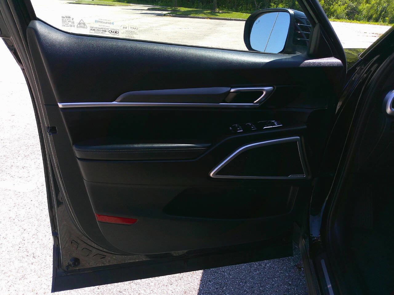 Used 2021 Kia Telluride LX image 9