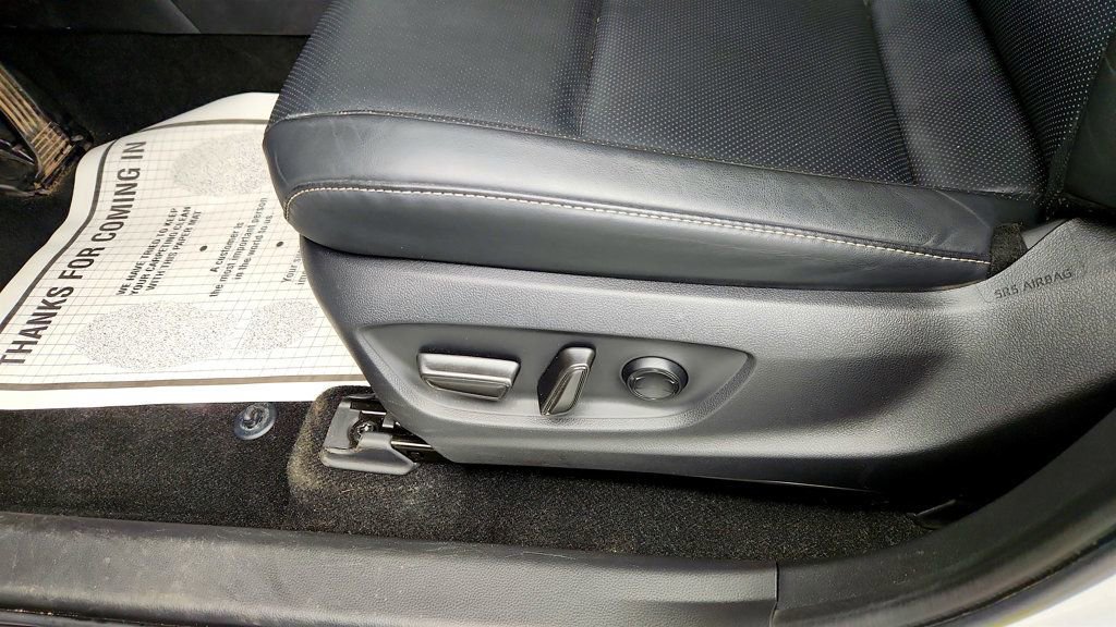 Used 2024 Toyota Crown AWD/4WD image 12