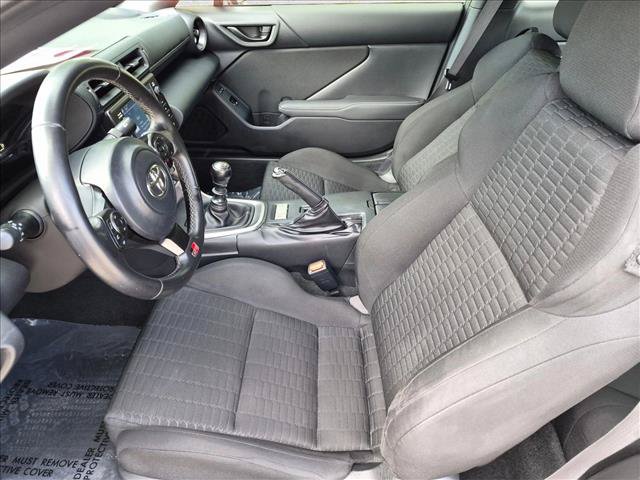 Used 2023 Toyota GR86 RWD image 14
