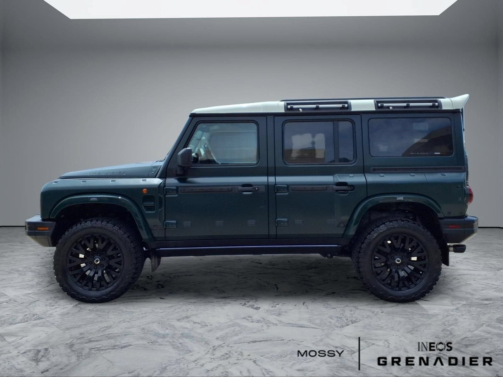 Used 2025 INEOS Grenadier Station Wagon AWD/4WD image 5