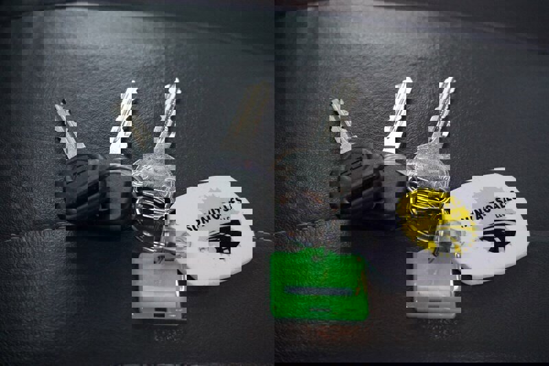 Used 2010 Chevrolet Express 1500 image 31