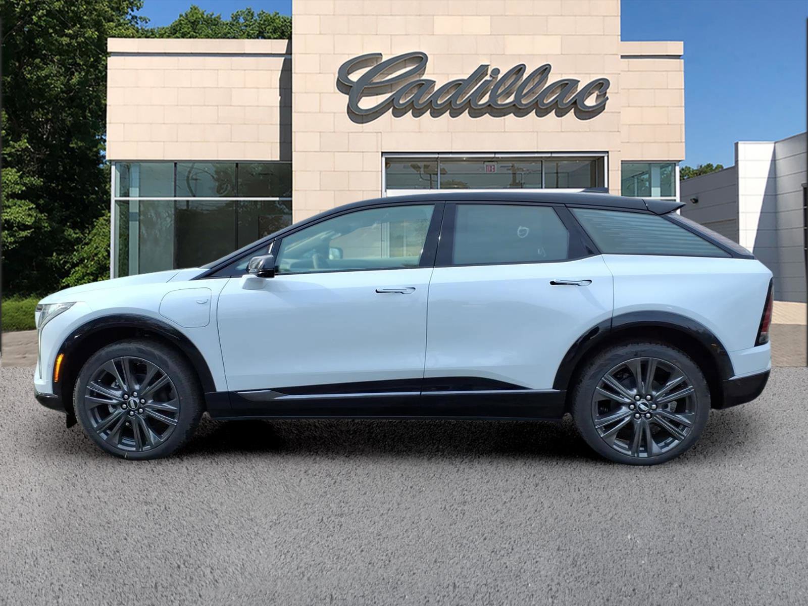 New 2026 Cadillac Optiq Sport 2 image 2