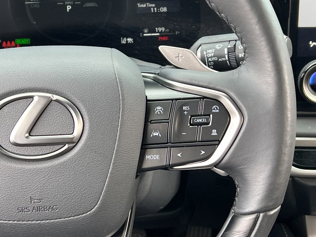 Used 2025 Lexus RX 350h w/ Accessory Package (Z1) image 18
