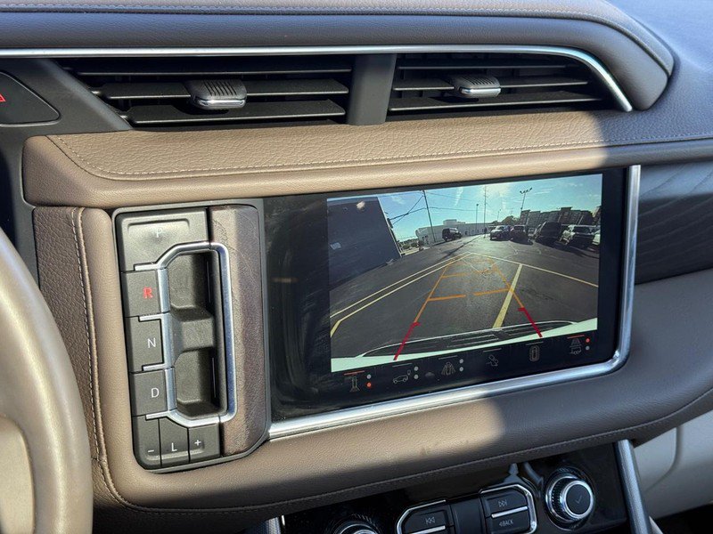 Used 2024 GMC Yukon Denali w/ Advanced Technology Package AWD/4WD image 24