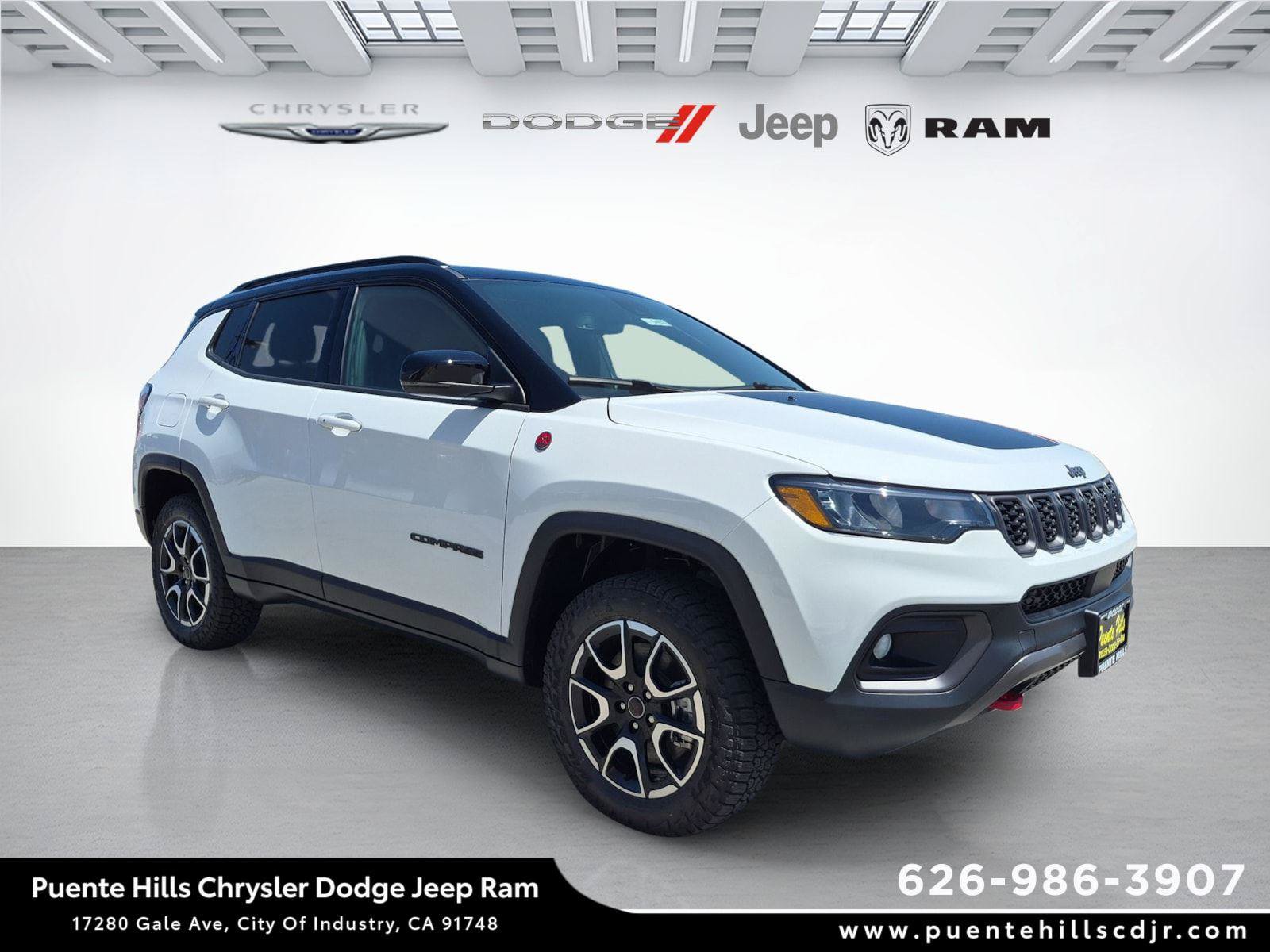 New 2026 Jeep Compass Trailhawk w/ Sun, Sound & Navigation Group