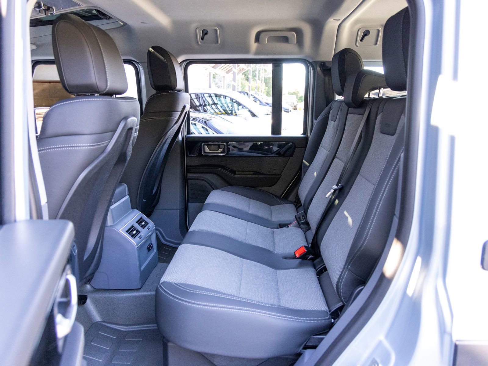 Used 2025 INEOS Grenadier image 55