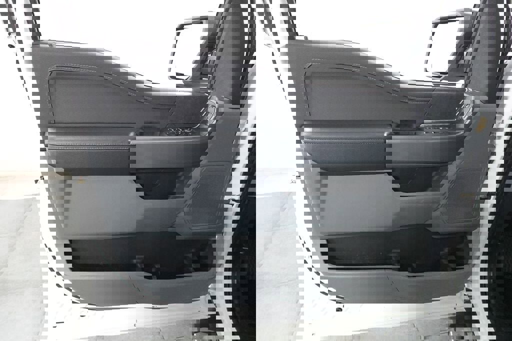 Used 2024 Ford F150 XLT w/ Mobile Office Package image 20