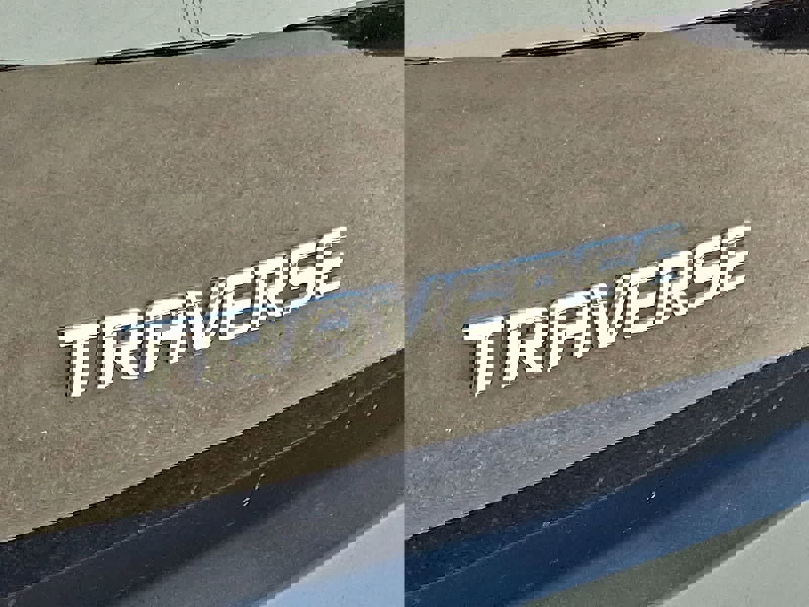 Used 2023 Chevrolet Traverse LT image 36