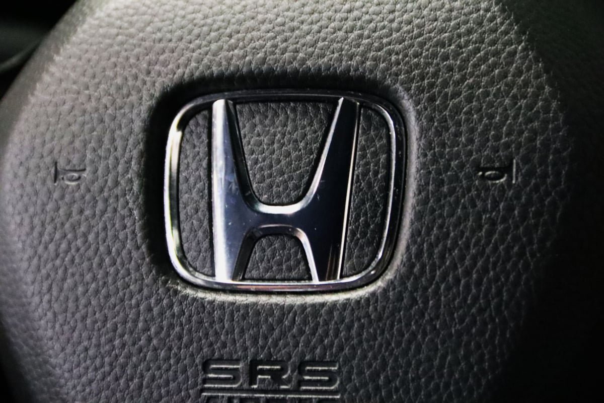 Used 2024 Honda CR-V Sport Touring image 41