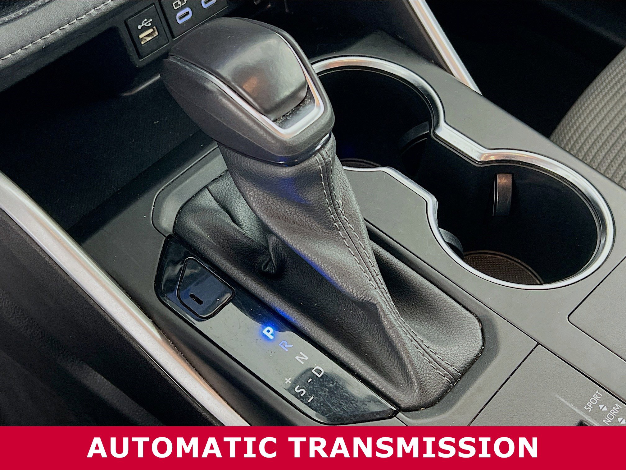 Used 2023 Toyota Highlander LE image 11