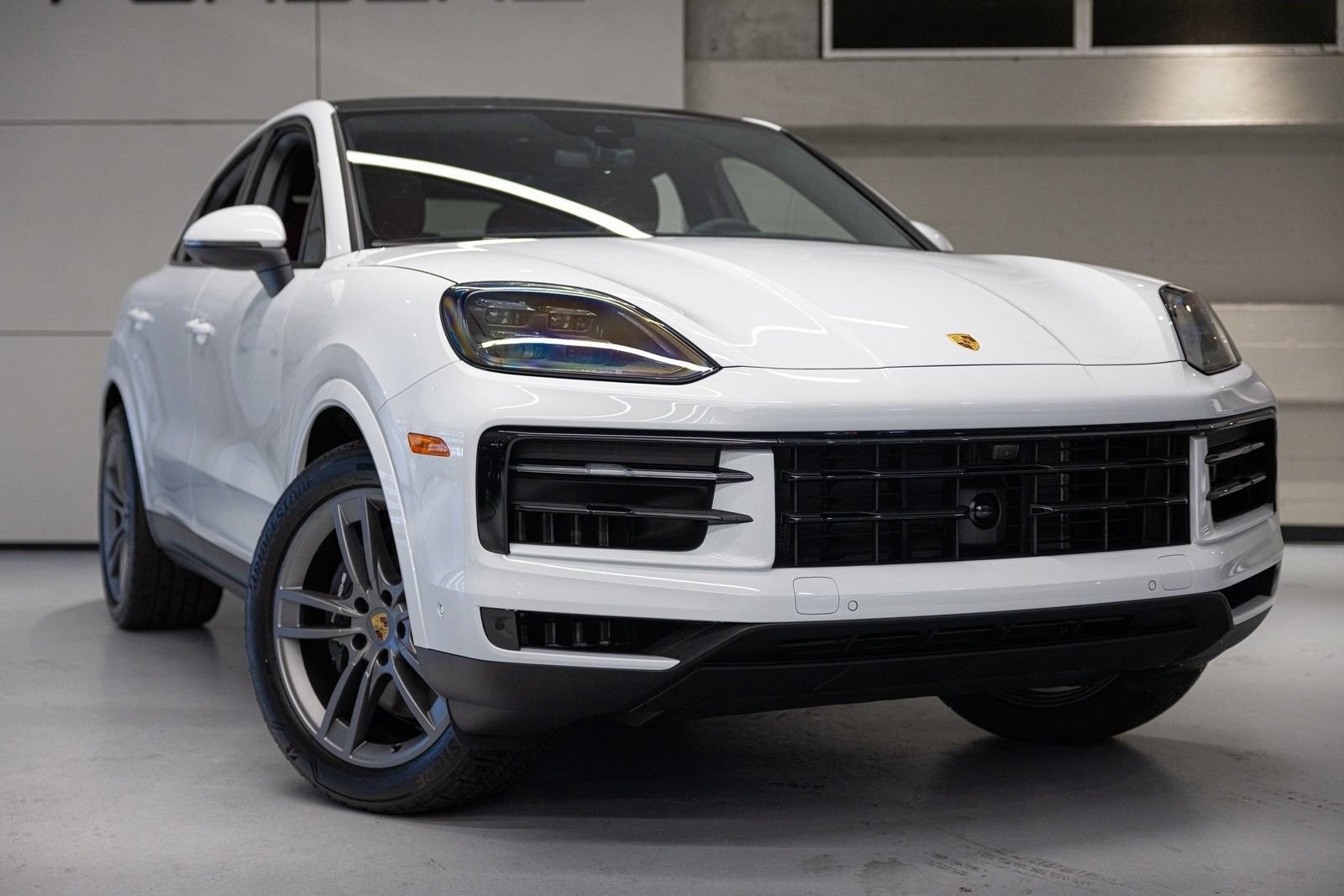 New 2024 Porsche Cayenne Coupe AWD/4WD image 2