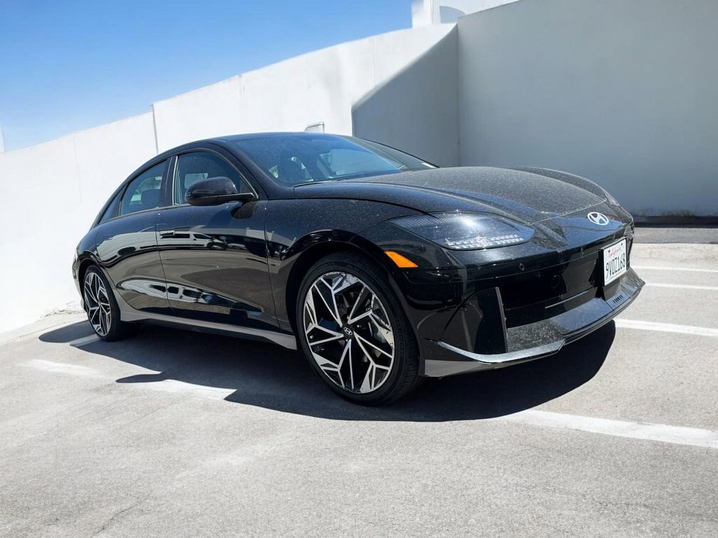Used 2024 Hyundai Ioniq 6 SEL RWD image 15