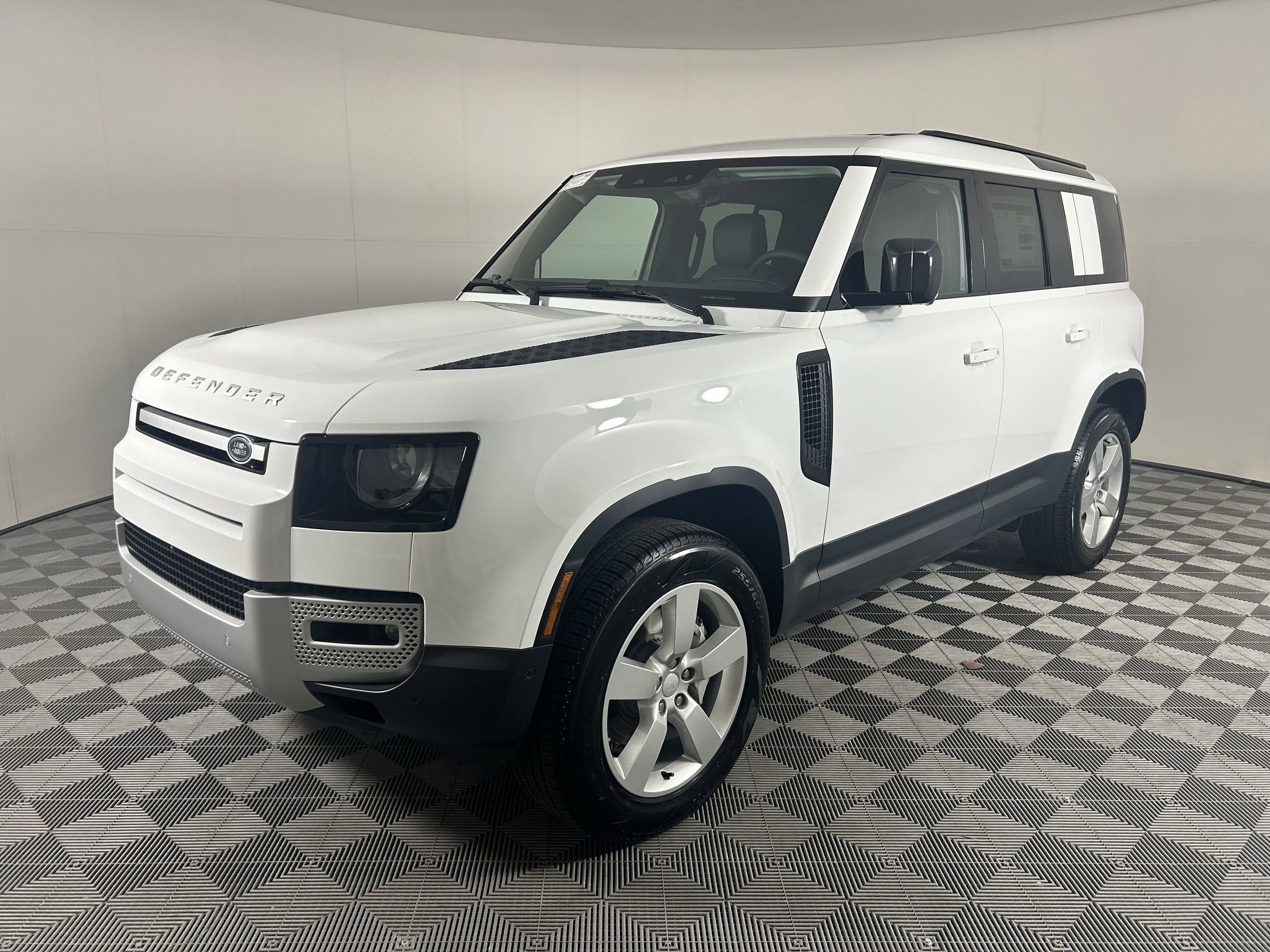 New 2025 Land Rover Defender 110 S