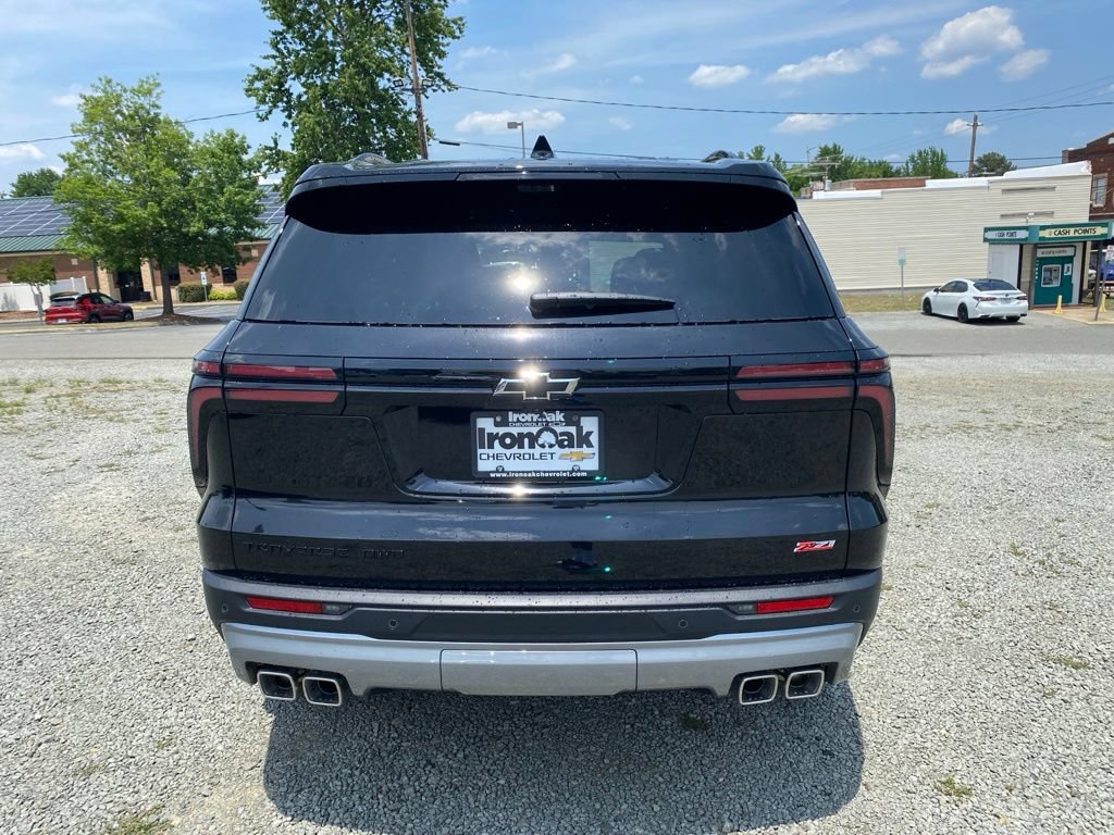 New 2026 Chevrolet Traverse Z71 w/ Enhanced Driving Package AWD/4WD image 4