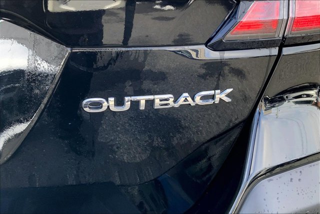 Used 2024 Subaru Outback Premium image 7