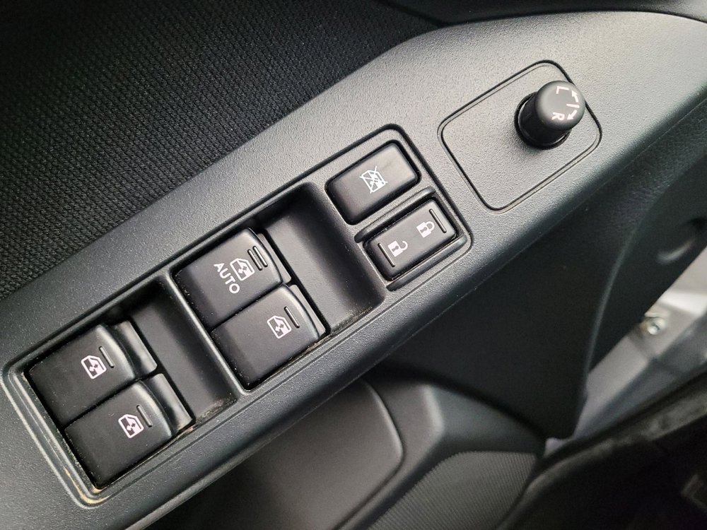 Used 2014 Subaru Forester 2.5i Premium w/ All-Weather Package image 27