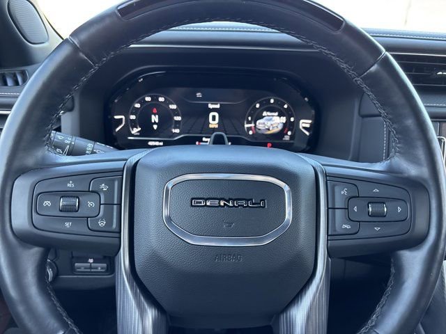 Used 2023 GMC Yukon Denali Ultimate image 31