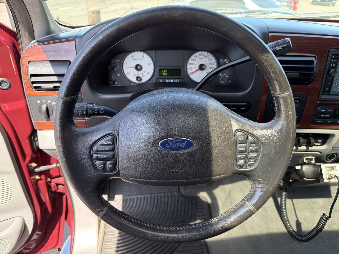 Used 2006 Ford F350 Lariat AWD/4WD image 42