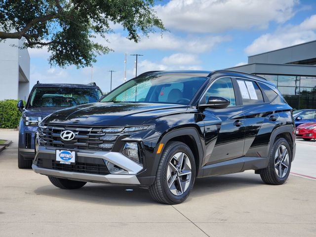 Used 2026 Hyundai Tucson SEL FWD image 2