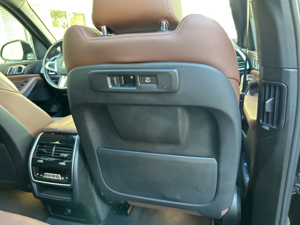 Used 2022 BMW X5 sDrive40i w/ M Sport Package image 32