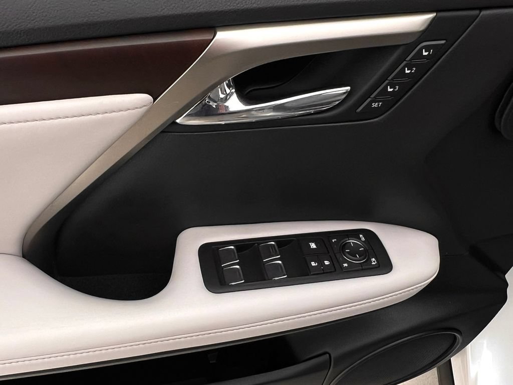 Used 2022 Lexus RX 450h AWD w/ Premium Package image 22