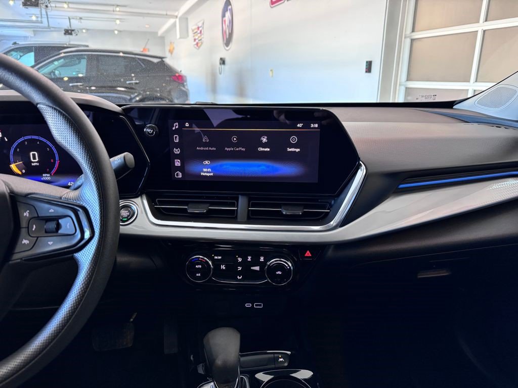 Certified 2024 Chevrolet Trax LT image 16