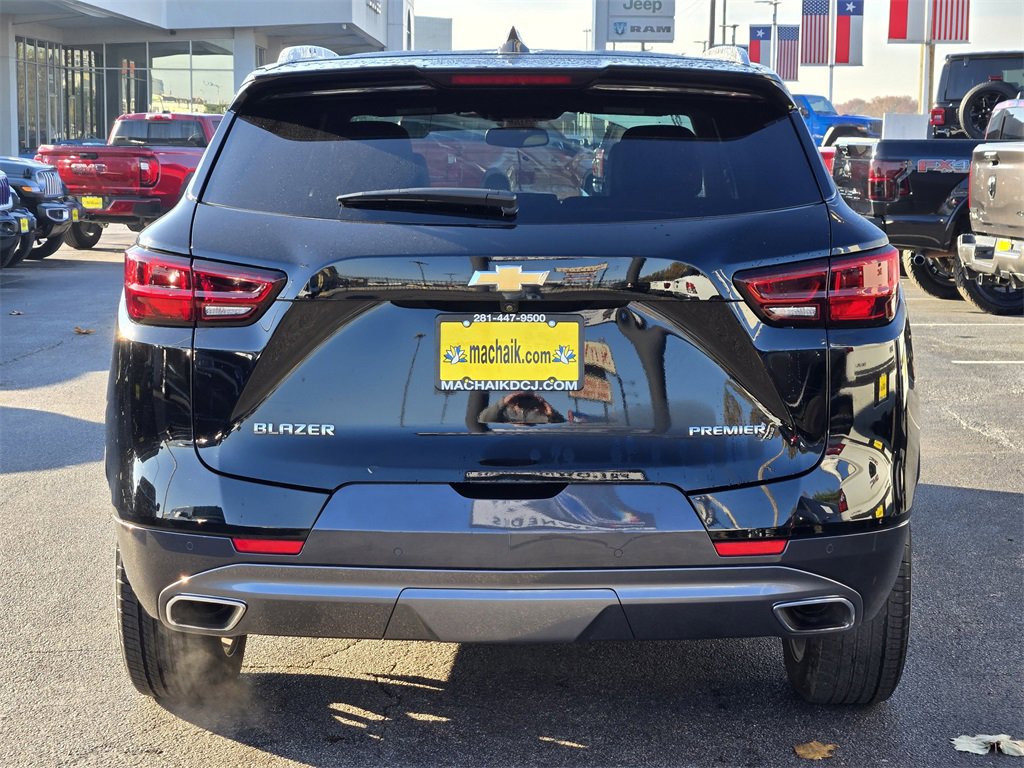 Used 2024 Chevrolet Blazer Premier image 5