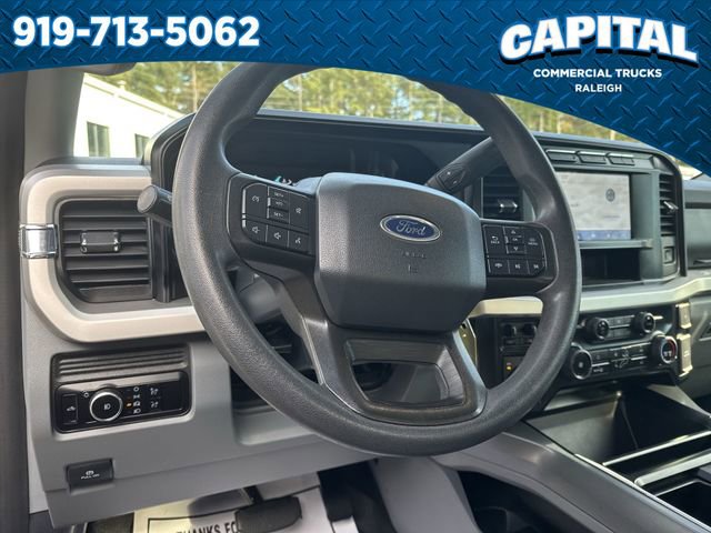 Used 2023 Ford F450 XLT w/ FX4 Off-Road Package image 24
