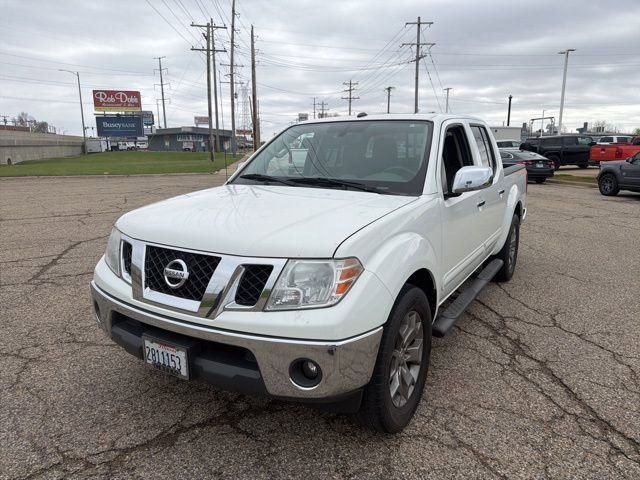 Used 2019 Nissan Frontier SL image 3
