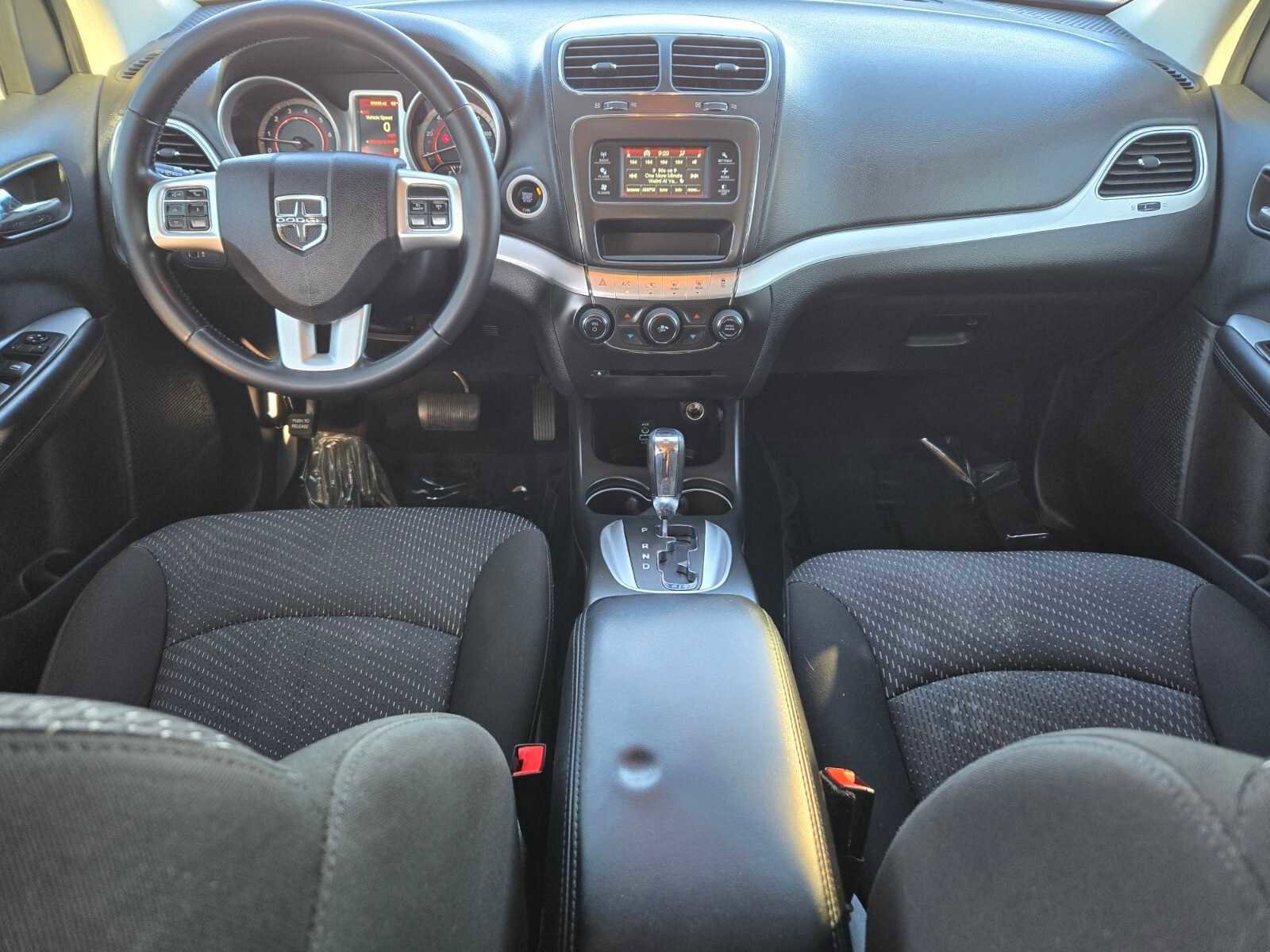 Used 2020 Dodge Journey SE w/ SE Popular Equipment Group image 13