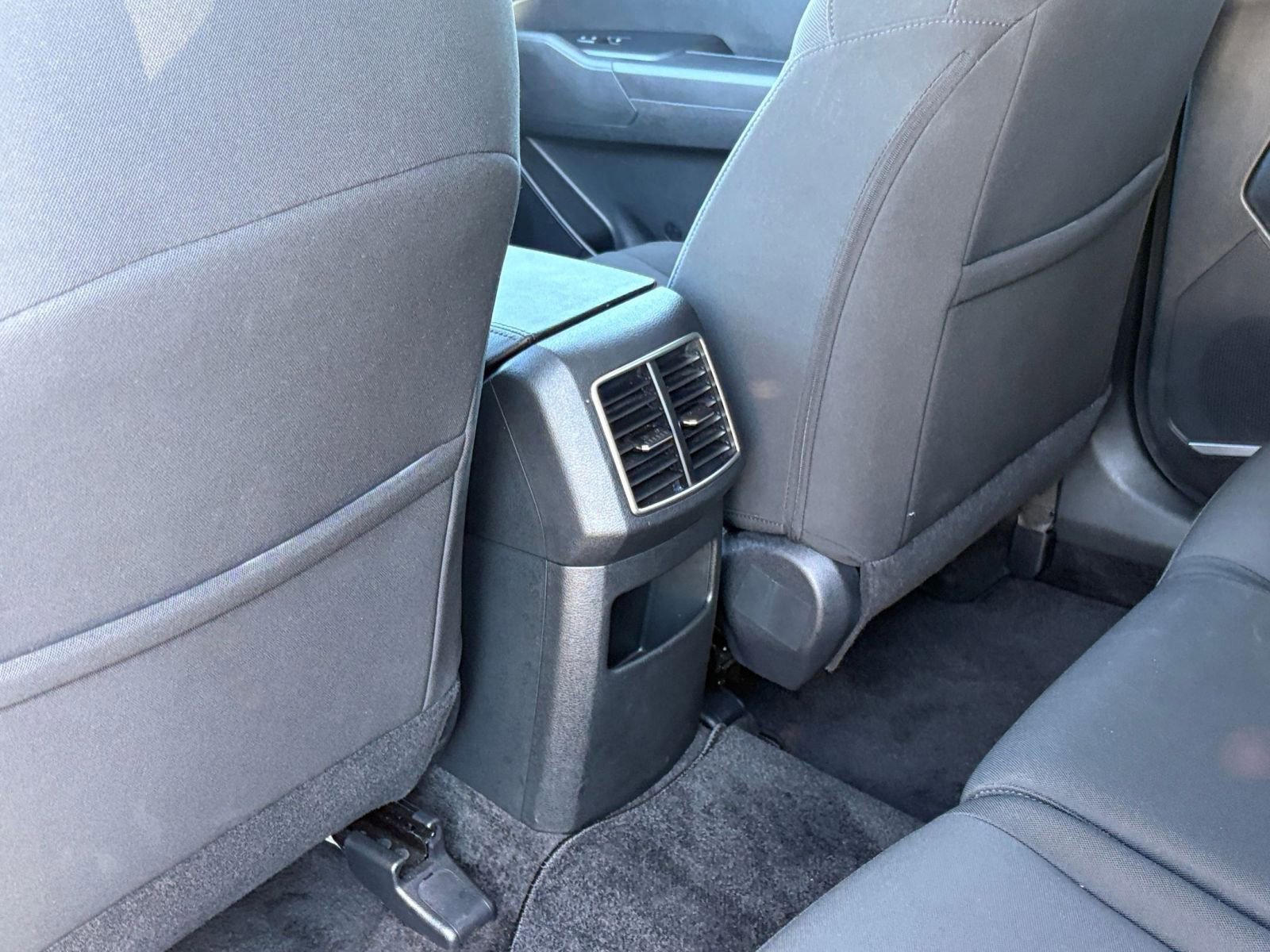 Used 2025 Kia Sportage LX image 22