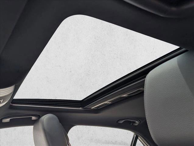 Used 2010 Mercedes-Benz E 350 Sedan image 15