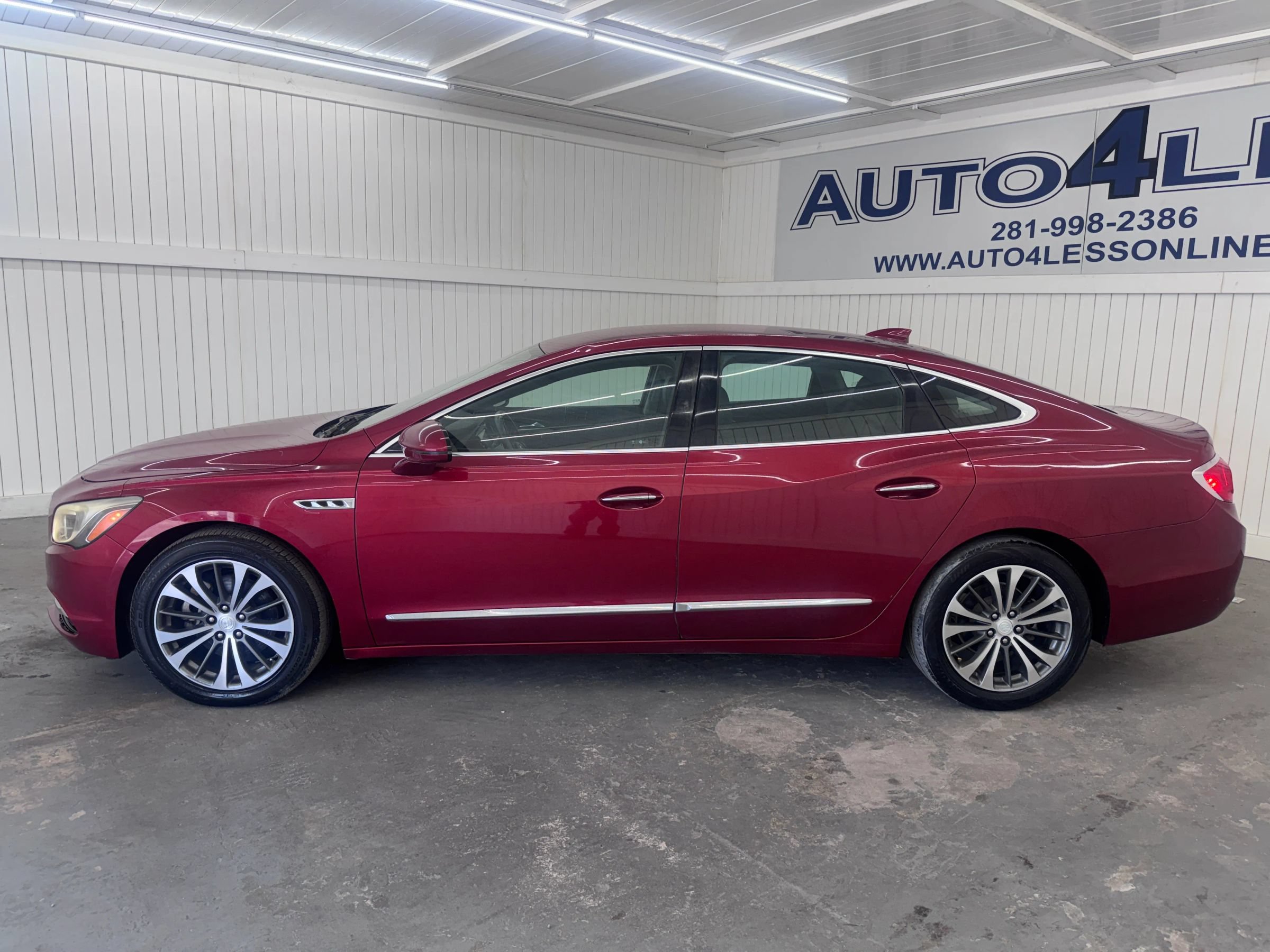 Used 2018 Buick LaCrosse Essence FWD image 8