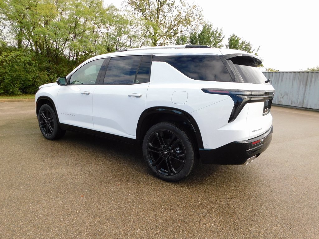 New 2026 Chevrolet Traverse High Country w/ LPO, Floor Liner Package image 5