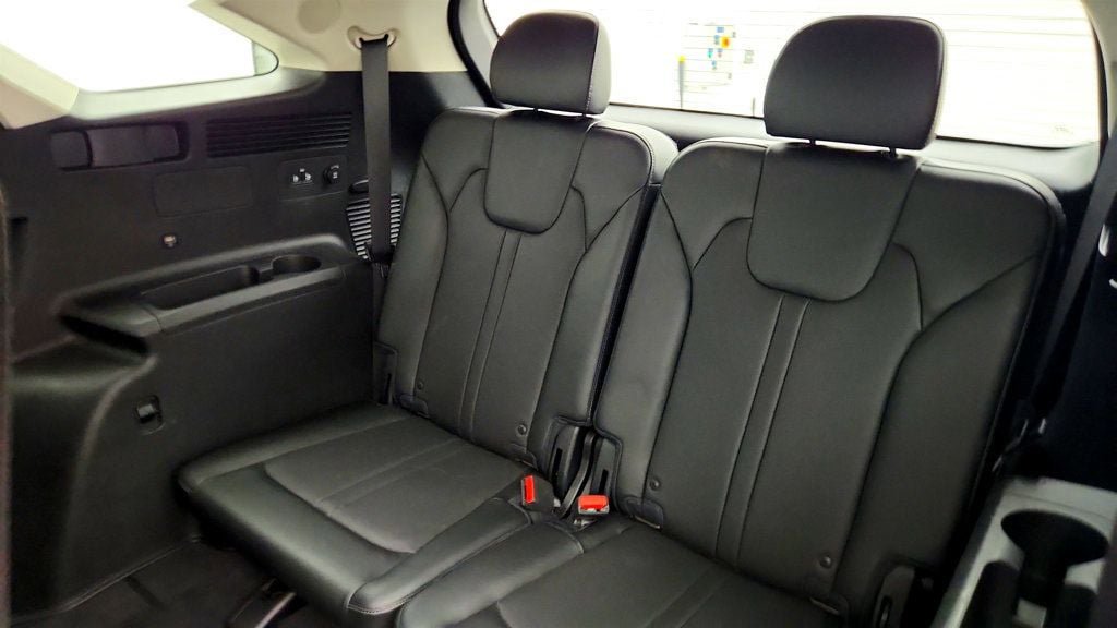 Used 2023 Kia Sorento SX Prestige AWD/4WD image 23