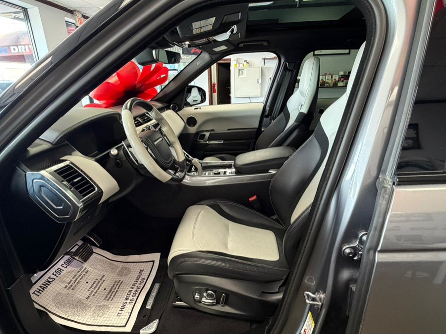 Used 2022 Land Rover Range Rover Sport SVR AWD/4WD image 47