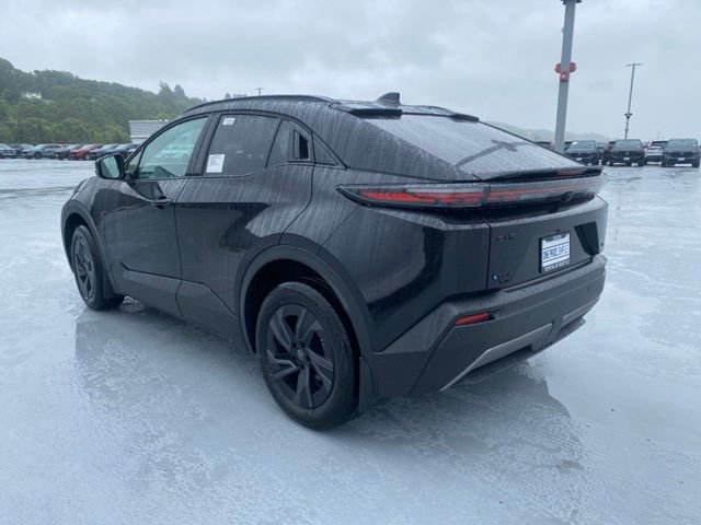 New 2026 Toyota C-HR AWD/4WD image 8