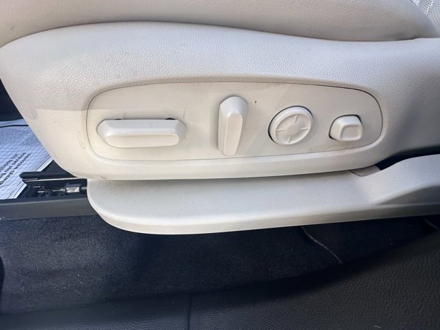 Certified 2023 Buick Enclave Avenir w/ Avenir Technology Package image 11