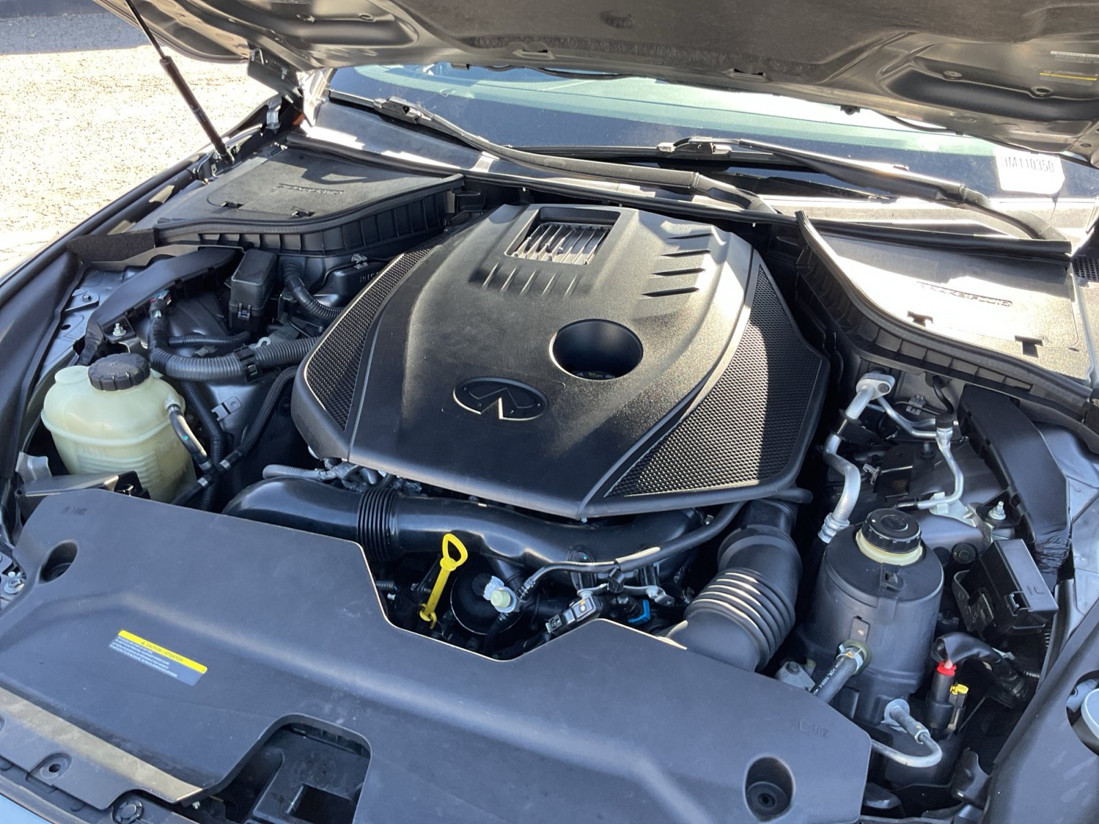 Used 2017 INFINITI Q60 2.0t w/ Moonroof Package RWD image 23