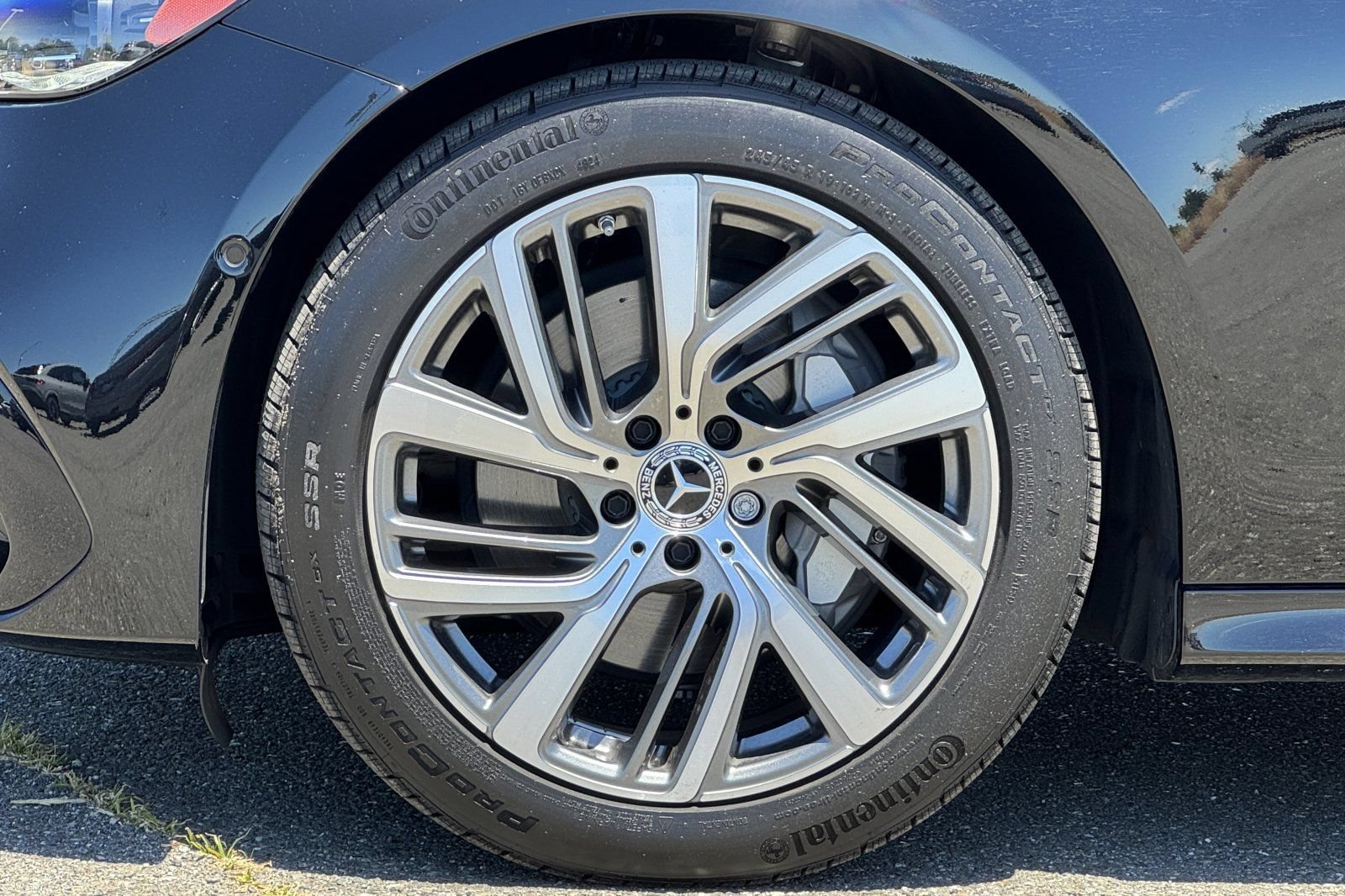 Certified 2024 Mercedes-Benz E 350 4MATIC Sedan image 12