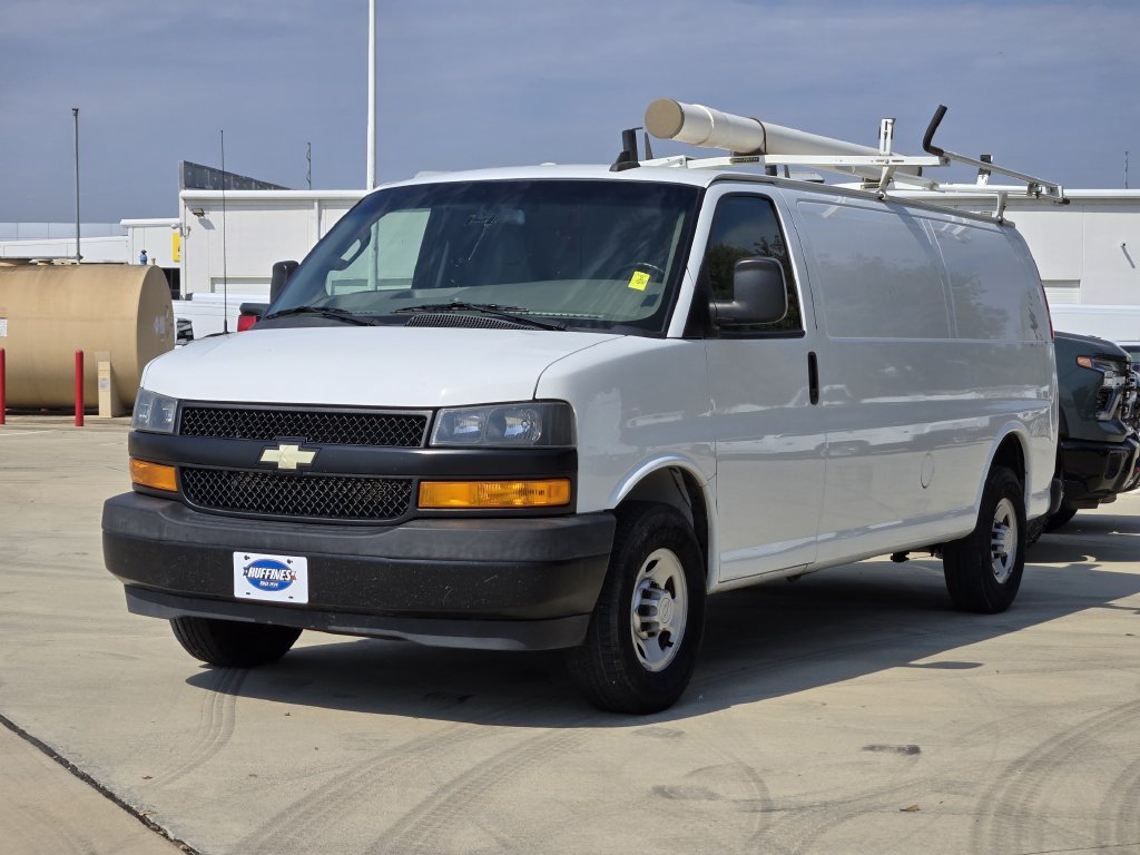 Used 2020 Chevrolet Express 2500 Extended w/ Driver Convenience Package RWD image 3