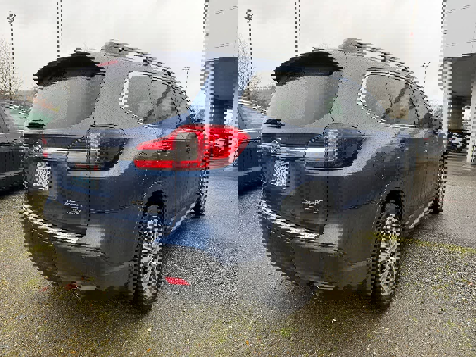 Used 2020 Subaru Ascent Limited w/ Technology Package image 3