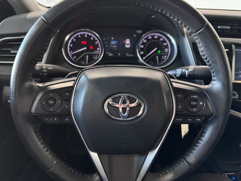 Used 2020 Toyota Camry SE w/ Carpet Mat Package AWD/4WD image 13